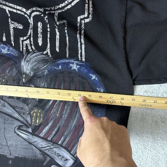 VTG Y2K Tapout Tee Shirt Mens Medium USA Flag Eagle Graphic AOP - Picture 6 of 8